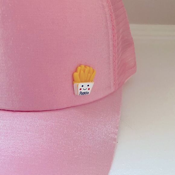 Girls pink hat with bunny ears - Picture 3 of 6